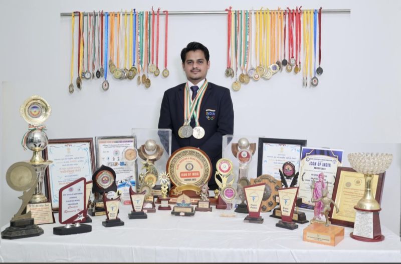 File:VATSAL RESHAMWALA Winsaa Profile.jpeg