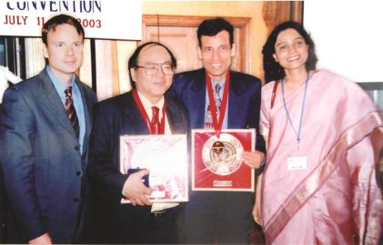 Dr. Vidushi Sharma and Dr. Suresh K. Pandey received the Gold Medal during the Intraocular Implant and Refractive Society, India (IIRSI) Conference held in Chennai, India.