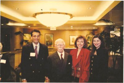 Sir Harold Ridley (inventor of the intraocular lens), Dr. Suresh Pandey, Dr Liliana Werner, Dr Marcella Escobar-Gomez during the American Society of Cataract and Refractive Surgery (ASCRS) conference in Seattle (USA) in April 1999